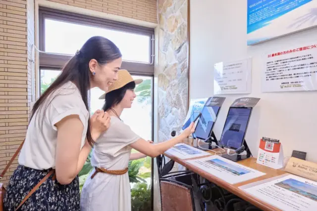 ロビー - チェックイン