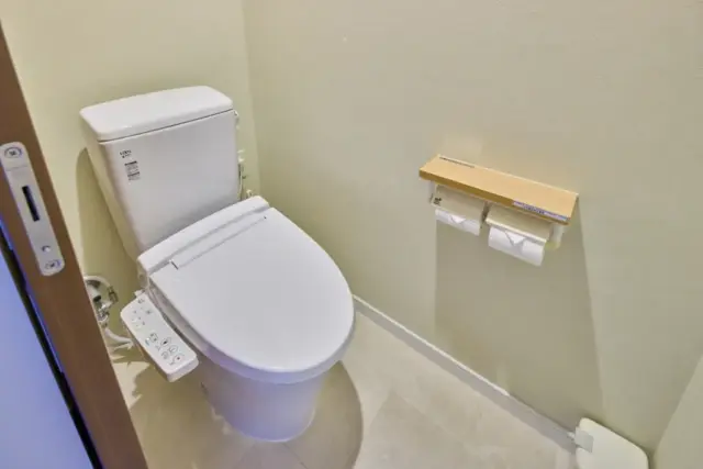 ハーバーツインルーム - トイレ